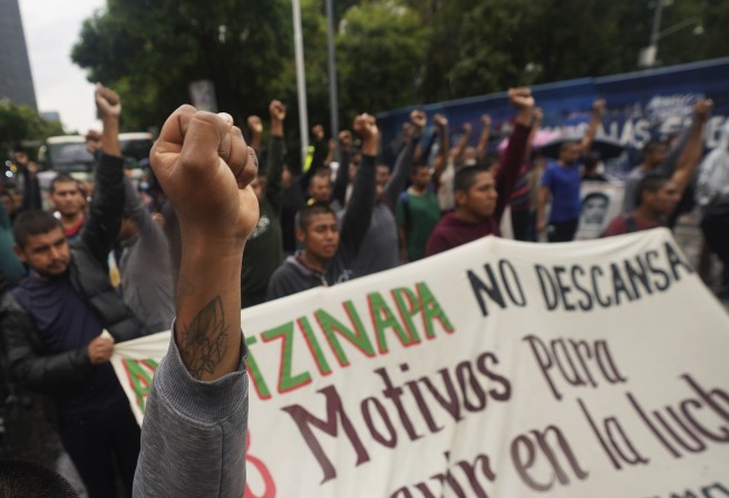 Official: 6 of 43 missing Mexican students given to army