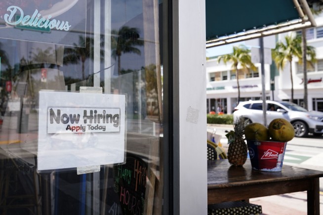 US loses 140,000 jobs, first monthly loss since spring