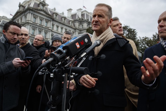 Trump, German auto executives meet at White House