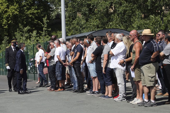 Widow condemns 'barbaric' death of driver beaten over masks