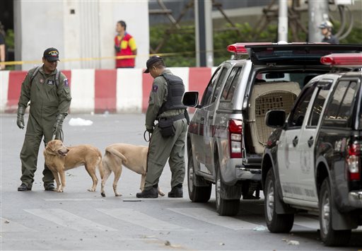 Police tell AP: Man in yellow shirt is Bangkok bomber