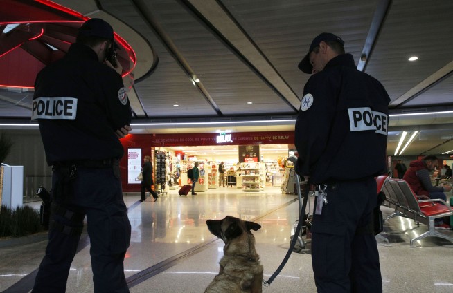 Experts say perfect security is elusive at all airports