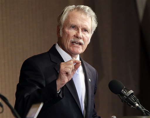 Oregon Gov. Kitzhaber announces his resignation amid scandal