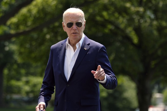 Biden decries 'extremism' on Supreme Court, details plan for term limits, ethics code for justices