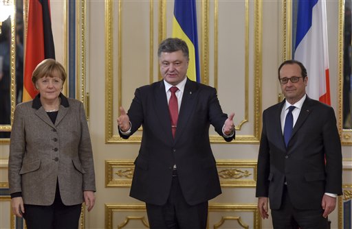 French, German leaders push new peace plan for east Ukraine