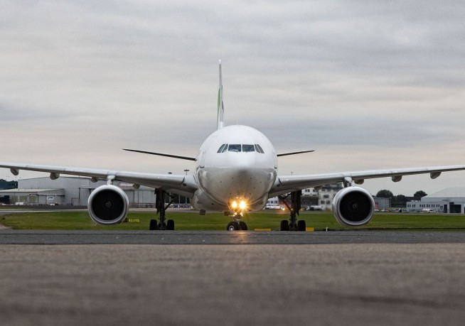 Biden pledges to Americans in Kabul: 'We will get you home'