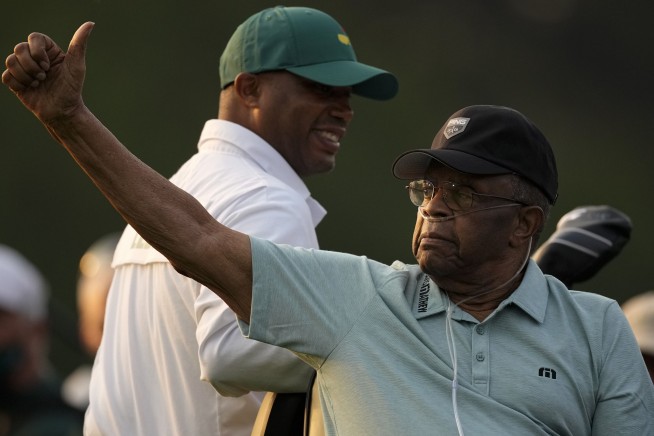 Lee Elder, 1st Black golfer to play Masters, dies at age 87