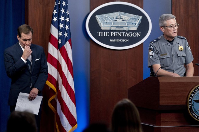 Officer dead, suspect killed in violence outside Pentagon