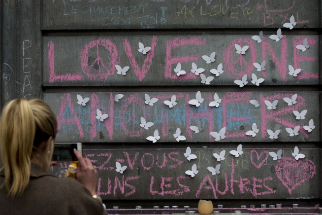 The Latest: Prosecutors say 6 arrested in Brussels attacks