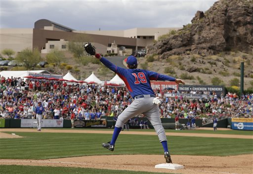 'Ruth, Mantle, Will Ferrell'; Ferrell storms spring training