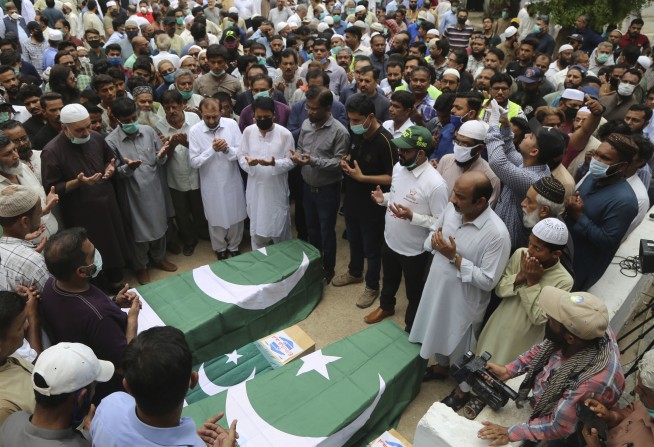 Pakistan finds 'human error' in deadly Karachi plane crash