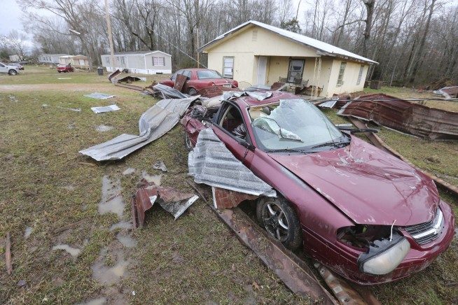 At least 9 people are dead, including 8 in Kentucky, in latest blast of winter weather