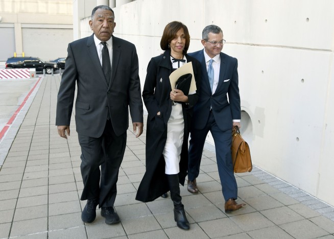 Former Baltimore mayor sentenced to 3 years in book scheme