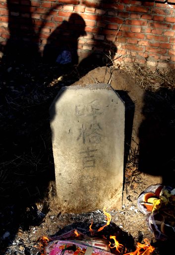 Rights group: China police use torture despite legal reforms