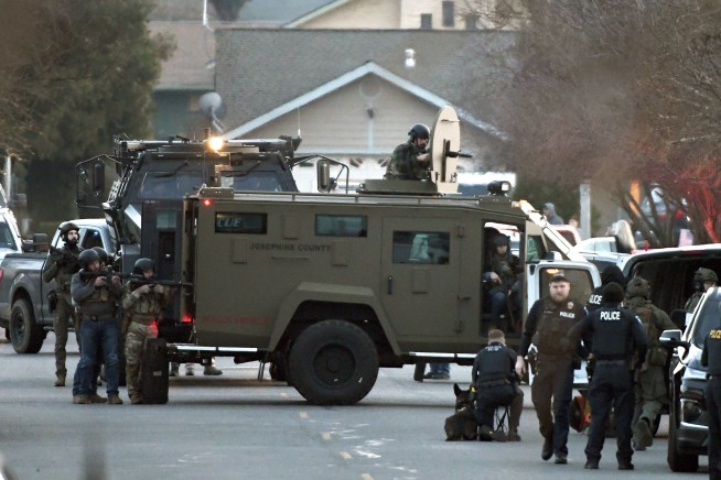 Standoff with suspect in Oregon torture case 'resolved'
