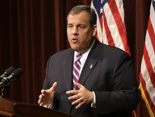 Christie betting on town halls to make voter connections