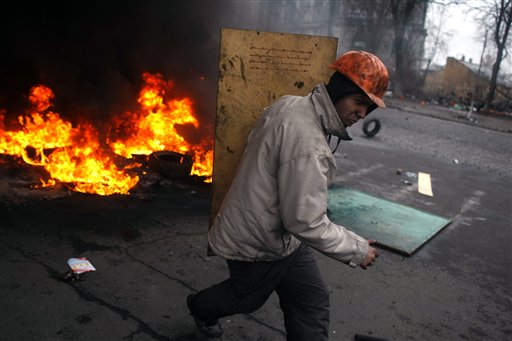 Medic: At least 70 protesters killed in Kiev