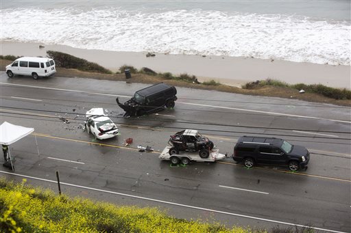 Publicist: Bruce Jenner wasn't texting during fatal crash