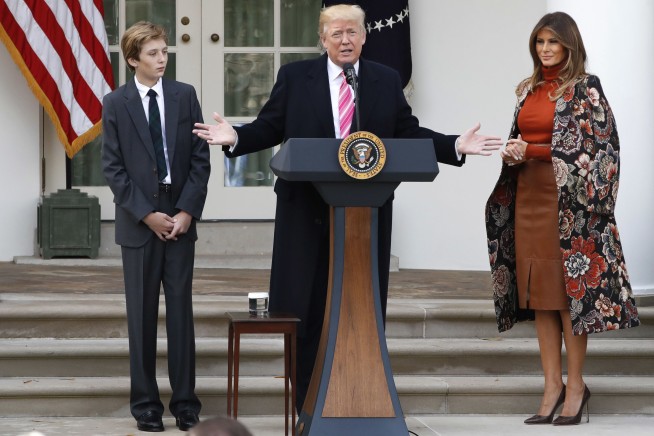 Trump pardons Thanksgiving turkeys Drumstick and Wishbone