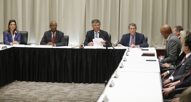 Ohio State suspends Meyer 3 games, says he protected protege