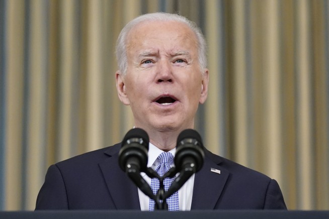 Biden: Putin should face war crimes trial for Bucha