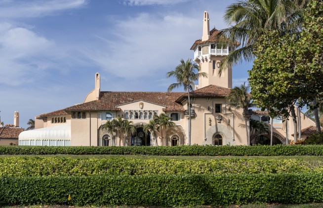 Feds cite efforts to obstruct probe of docs at Trump estate
