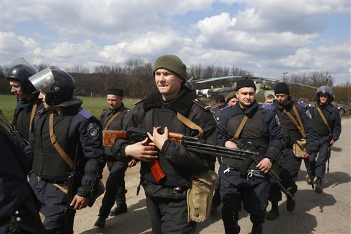 Ukraine: Military recaptures eastern airport