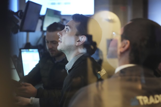 Wall Street swings again as the approach of Trump's 'Liberation Day' wallops stock markets worldwide