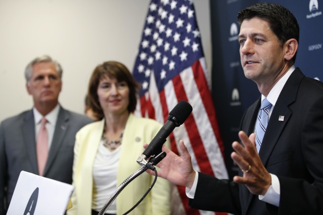 House overwhelmingly passes $7.9 billion Harvey aid bill