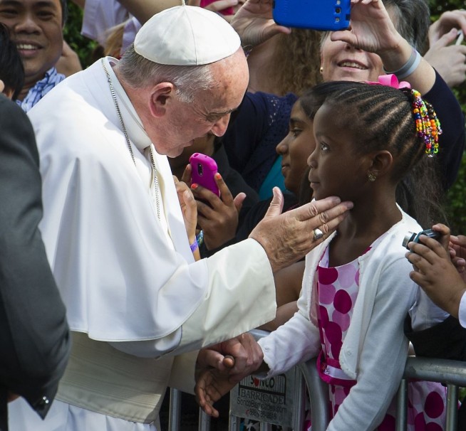 The Latest: Pope Francis lands in New York City