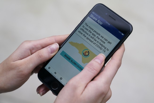 Despite promise, few in US adopting COVID-19 exposure apps