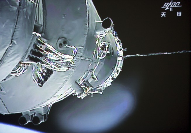 China's defunct space lab hurtling toward Earth for re-entry