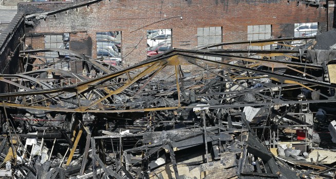 Fire chief: Coffee shop owner was told to leave before blast