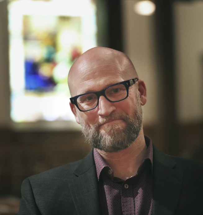 Minneapolis church expelled over support of gay marriage