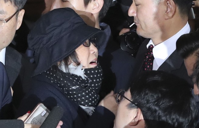 Woman in scandal roiling S. Korea says she 'deserves death'