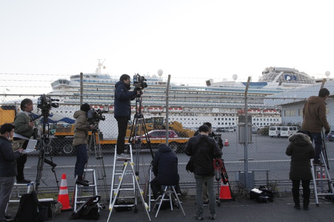 Experts ponder why cruise ship quarantine failed in Japan