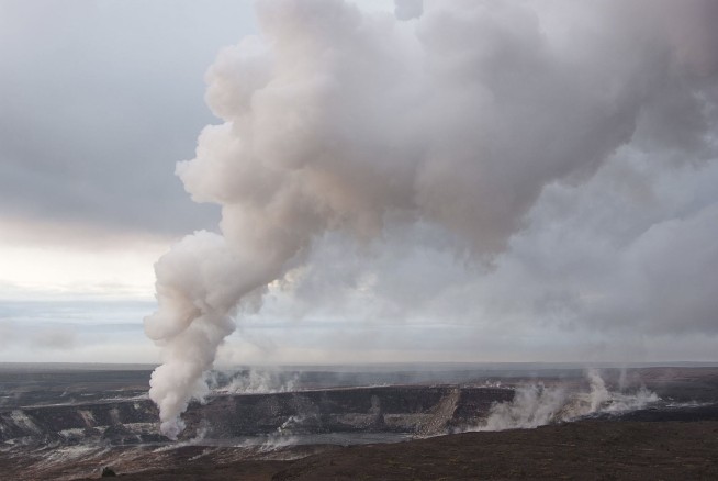 Pilots flying tourists over national parks face new rules. None are stricter than at Mount Rushmore