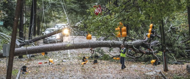 'Our heart breaks': South digs out from Zeta's wrath