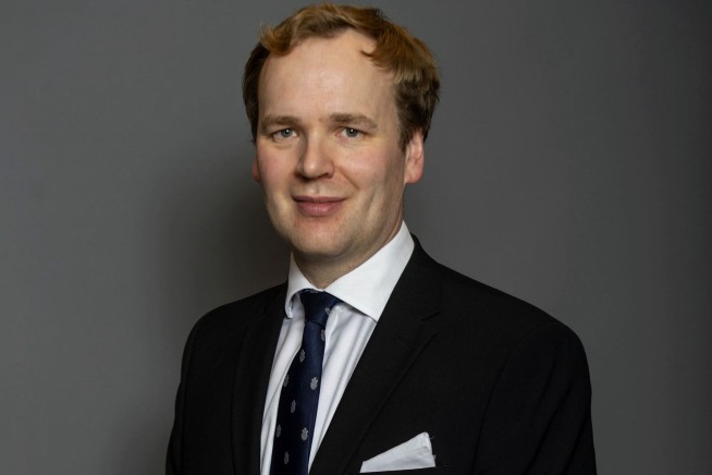 A senior UK lawmaker fell victim to a sexting scam. His colleagues are being urged to go to police