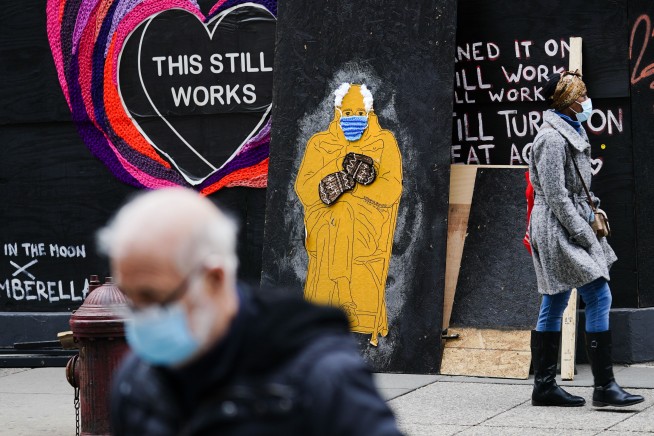 Bernie Sanders' mittens, memes help raise $1.8M for charity