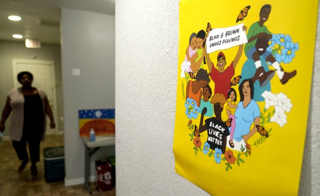 Census data: US is diversifying, white population shrinking