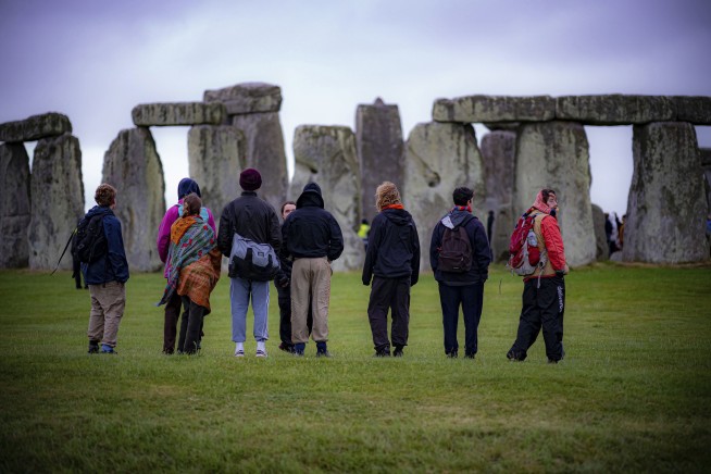 Crowds gather at Stonehenge for Solstice despite advice