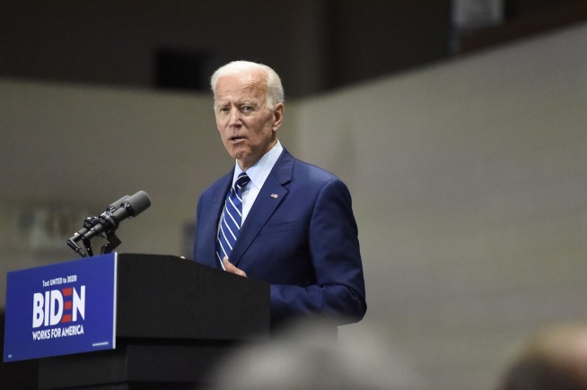 Biden says he was wrong in comments about segregationists