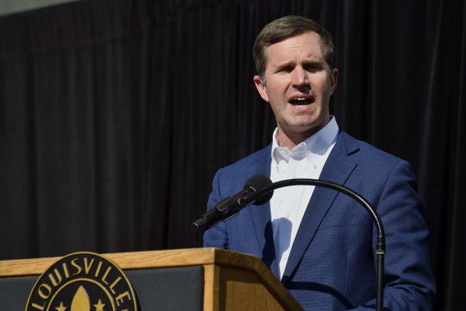 911 calls show chaotic moments during Kentucky bank shooting