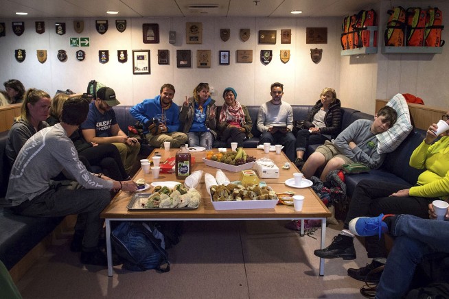 Evacuation of New Zealand town cut off by quake nearly over