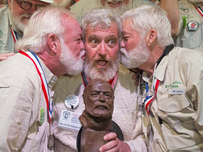 Hemingway (no relation) wins look-alike contest in Key West