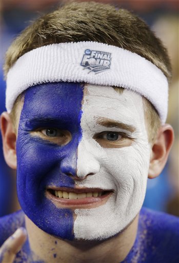 FINALS WATCH: Father-son routine steals show