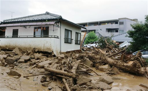 10 dead, 22 missing in Hiroshima landslide