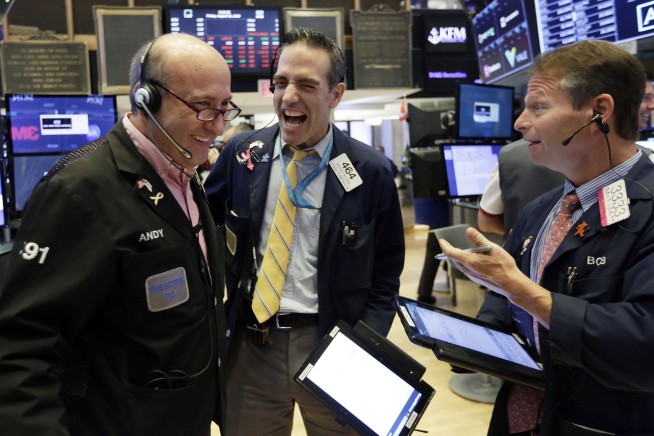 Markets Right Now: Stocks are mixed as trade talks continue