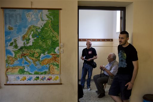 Official projection shows 'no' winning in Greek referendum